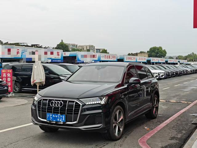Audi Q7 2021 55 TFSI quattro S line Premium