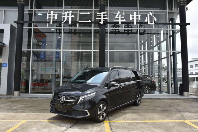Mercedes-Benz V-Class 2022 V 260 L Long Wheelbase Premium