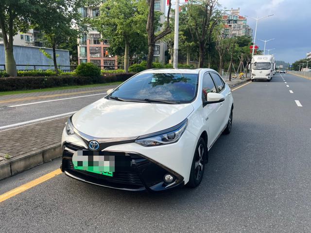 Ralink Dual Engine E+ 2019 1.8PH V CVT Deluxe Edition