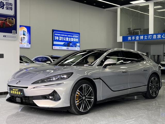 Denza Z9GT DM 2024 1100 four-wheel drive Ultra version