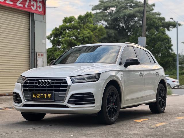 Audi Q5L 2018 40 TFSI Glory Style National V
