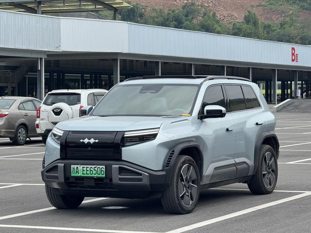 Titanium 3 2025 501KM four-wheel drive Smart driving Ultra version