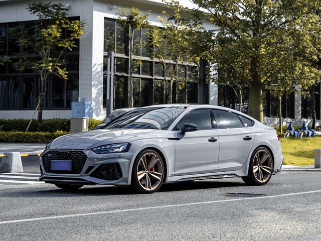 Audi RS 5 2021 2.9T Sportback Dark Gold Edition