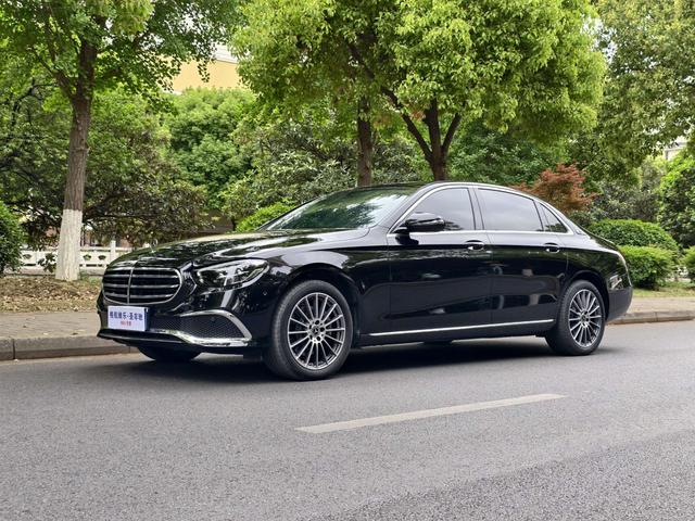 Mercedes-Benz E-Class 2023 Modified E 260 L Sedan