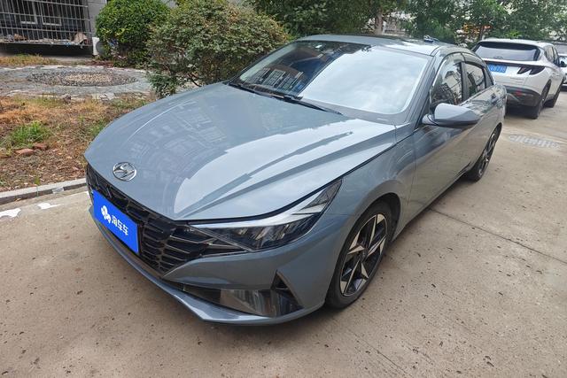Elantra 2021 1.5L CVT LUX Premium