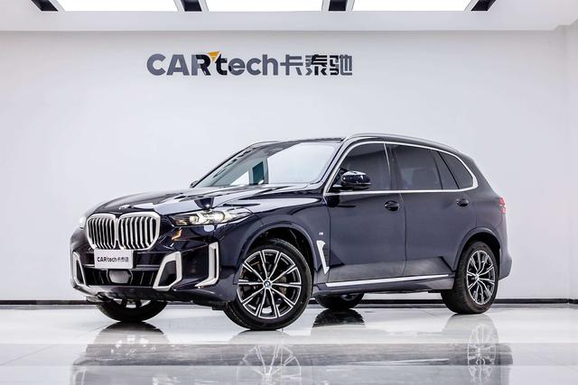BMW X5 2023 xDrive30Li M Sport Package