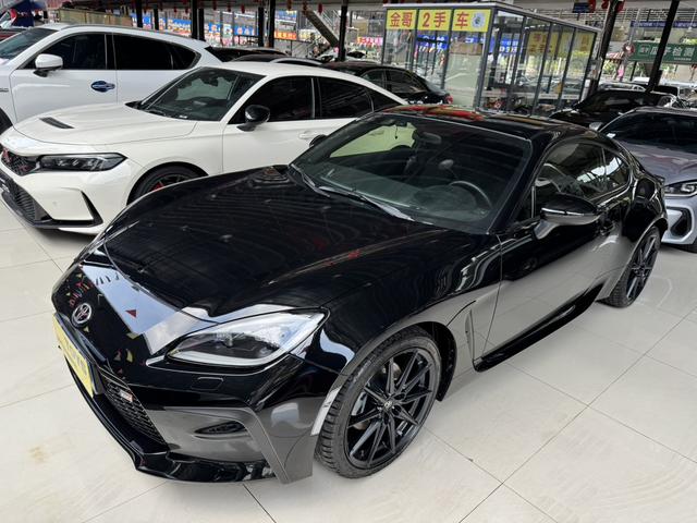 Toyota 86 2022 GR 86 2.4L manual basic type