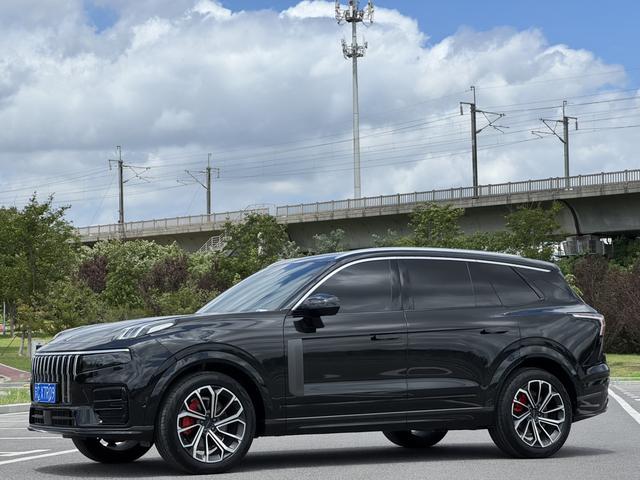 Lynk & Co. 09 2024 2.0T four-wheel drive sports Version