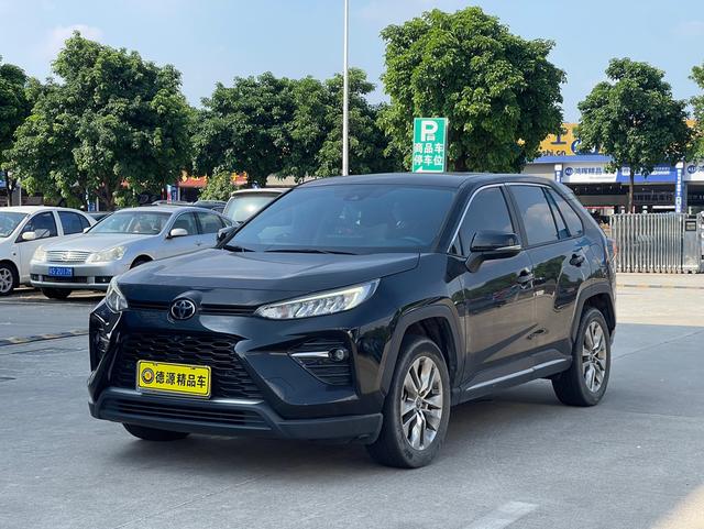 Veranda 2022 2.0L 2WD Luxury PLUS Edition