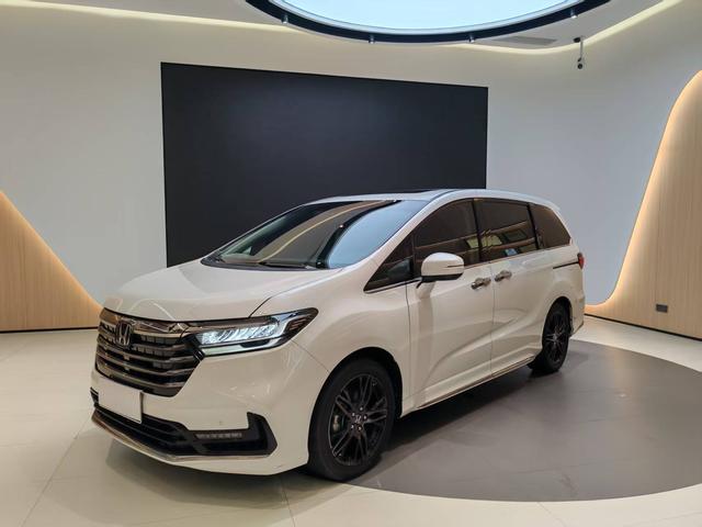 Odyssey 2022 2.0L Sharp Dazzle Edition
