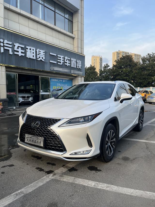 Lexus RX 2020 model 300 two-wheel drive comfort version National V