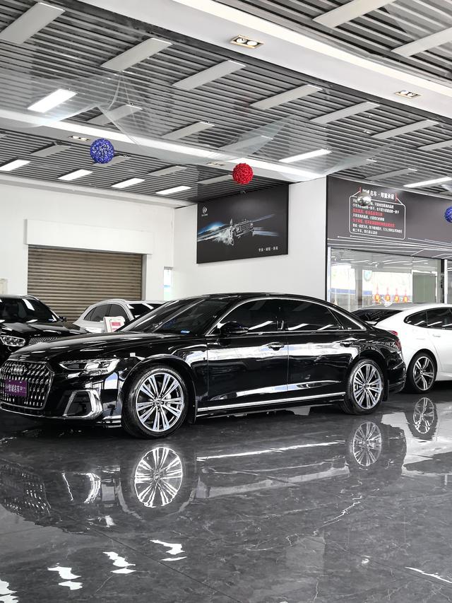 Audi A8 2024 A8L 45 TFSI quattro deluxe