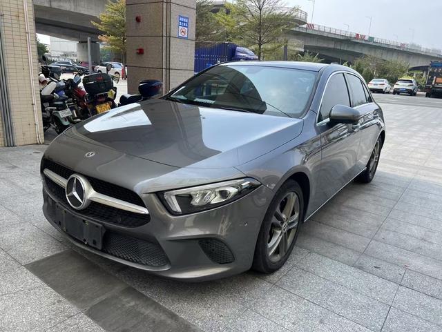 Mercedes-Benz A-Class (Import) 2019 A 200 Dynamic