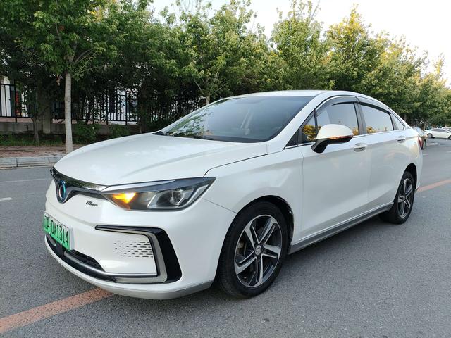 Beijing EU5 2018 R500 Smart Wind Edition