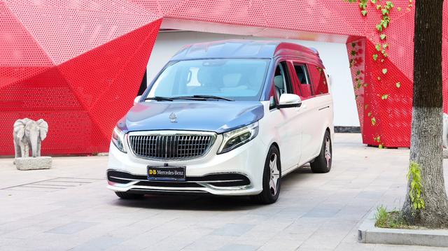 Mercedes-Benz V-class 2021 2.0L automatic front drive 7-seater original customized version
