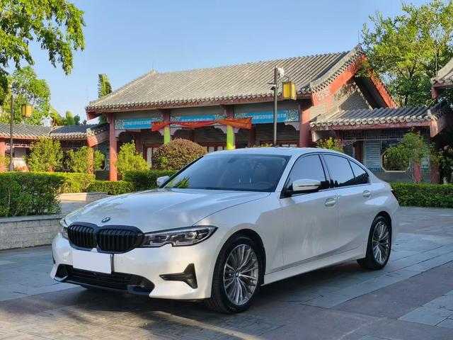 BMW 3 Series 2021 320i Sport Package