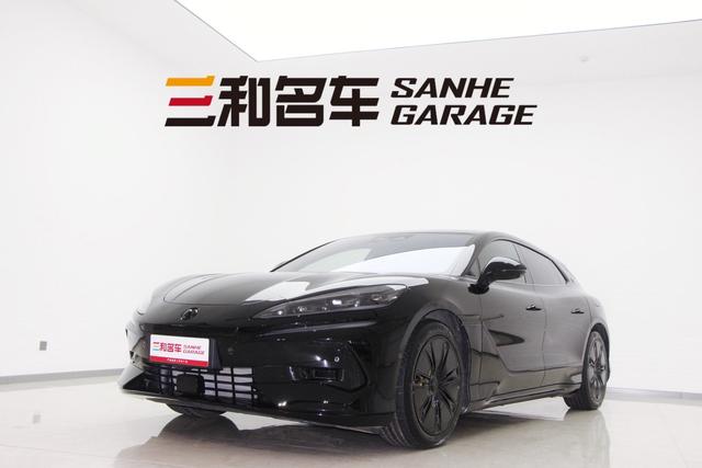 Denza Z9GT DM 2024 1100 four-wheel drive Max version