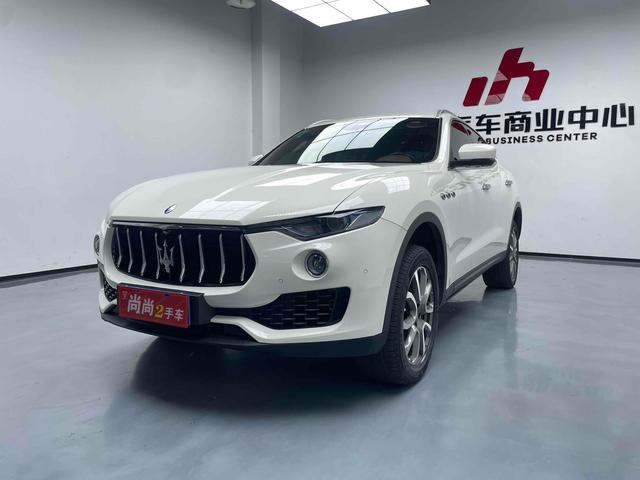 Levante 2018 3.0T 350Hp Standard Edition