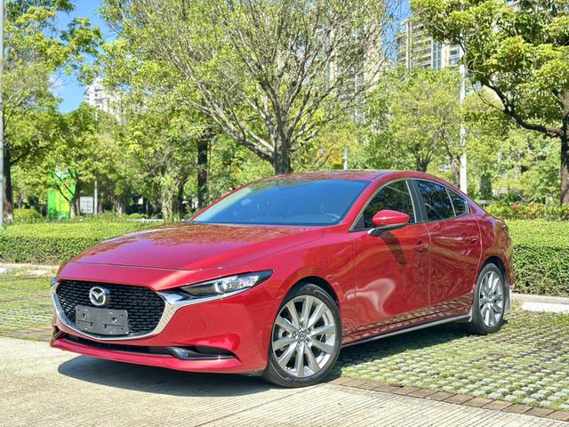 Mazda3 Enclave 2023 2.0L Automatic Premium Edition