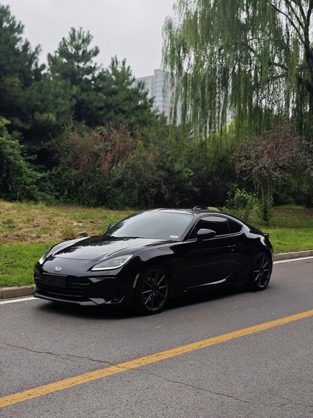 Subaru BRZ 2022 2.4L manual version