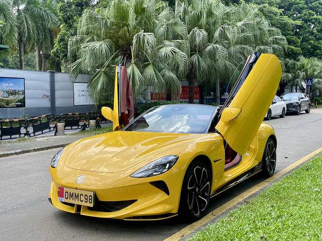 MG Cyberster 2024 520km legendary four-wheel drive version
