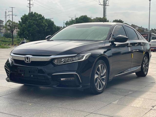 Insignia 2019 260TURBO Exquisite Edition National VI