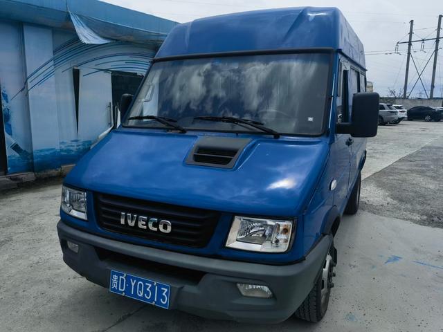 Iveco proud 2020 2.5T A35 bus single tire mid-top 5-9 seat country VI