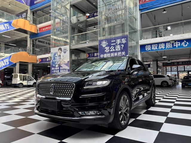 Voyager 2021 2.0T 4WD Premium