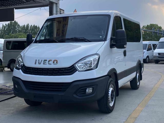 IVECO OCEAN 2021 2.0T MANUAL SUPER RAY SHORT AXLE LOW ROOF SIDE SLIDING DOOR F1A