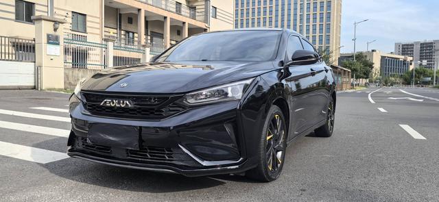 EZRA 2020 230T AUTOMATIC SPARKLING TRACK EDITION