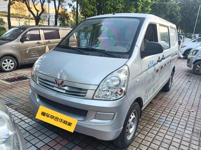 Wuling Rongguang 2021 1.2L S basic Window Car with 5 seats