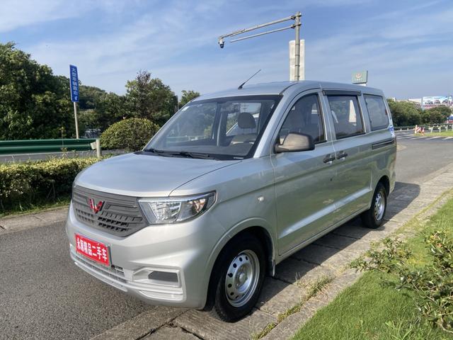 Wuling Hongguang V 2019 model 1.5L basic National VI LAR