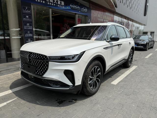 Voyager 2023 2.0T 4WD Premium