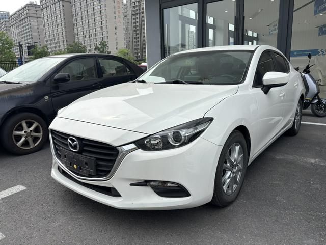 Mazda3 Enclave 2019 Cloud Control Edition Trim 1.5L Auto Comfort National VI