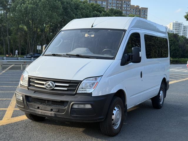 Xintu V80 2019 classic 2.5T 6-speed manual Aoyuntong short shaft mid-top 5/6 seats