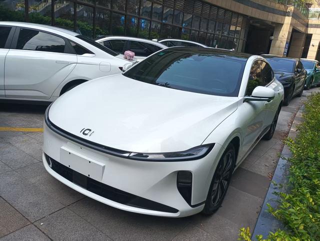 Changan Qiyuan A07 2025 Blue Whale Pure Electric 515 Collection Type
