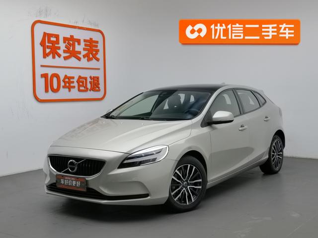 Volvo V40 2019 T3 Smart Edition