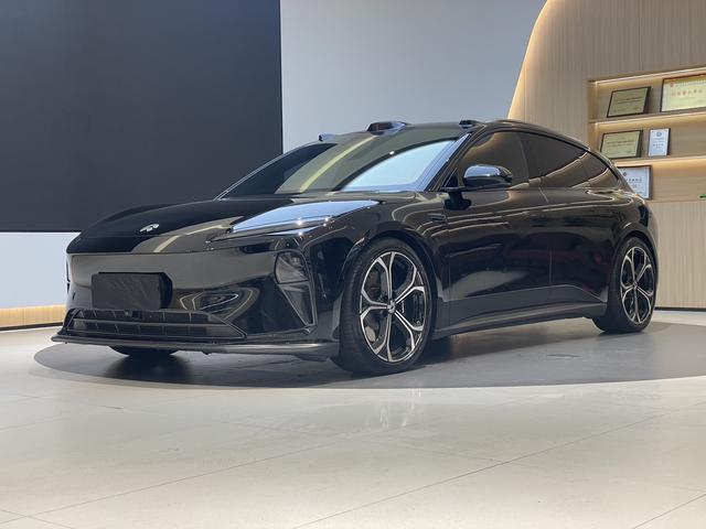 Azera ET5T 2023 75kWh