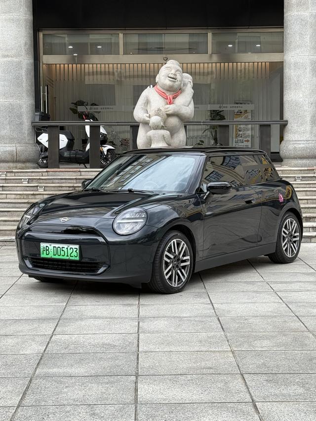 Electric MINI COOPER 2024 COOPER E classic