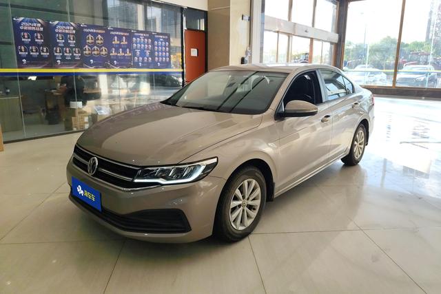 Polaroid 2019 facelift 1.5L Auto Stylish National V