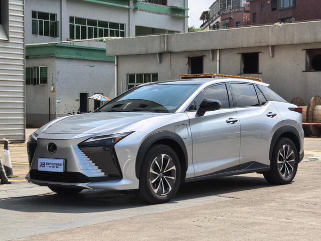 Lexus RZ 2023 450e DIRECT4 Vertical Edition