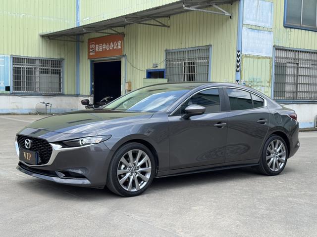 Mazda3 Enclave 2023 2.0L Automatic Premium Edition