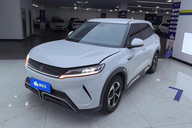 Yuan UP 2024 model 401KM leading type