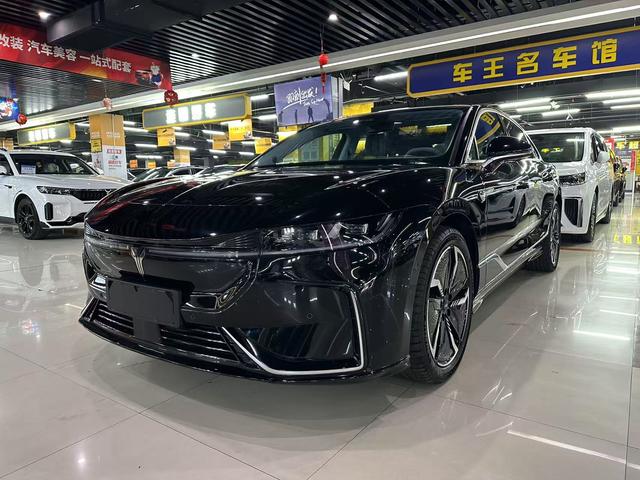 Lantu Chasing Light EV 2023 580km Standard Edition