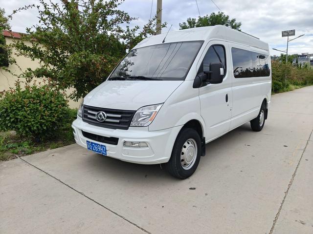 New Way V80 2022 2.0T 6-Speed Manual Classic Aurora Center Axle Mid-Roof 6/7/8/9 Seat 127Ps