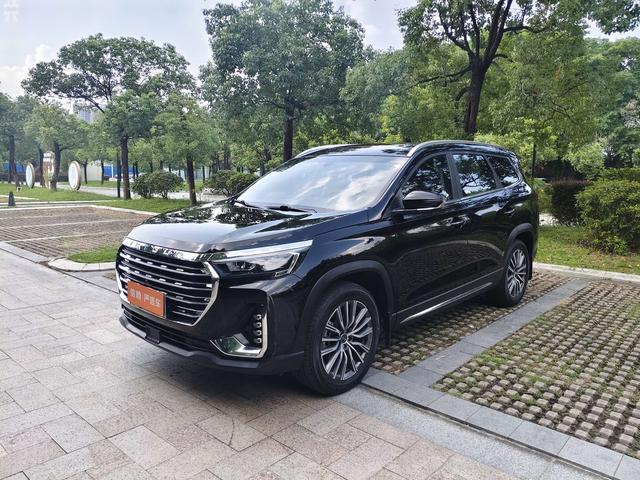 Jietu X90 PLUS 2023 model 1.6 TD DCT flat layer+