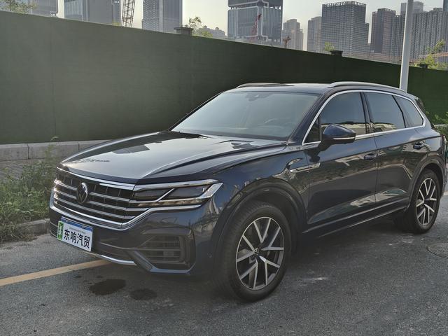 Touareg 2021 3.0TSI Sharp Classic Sport Package