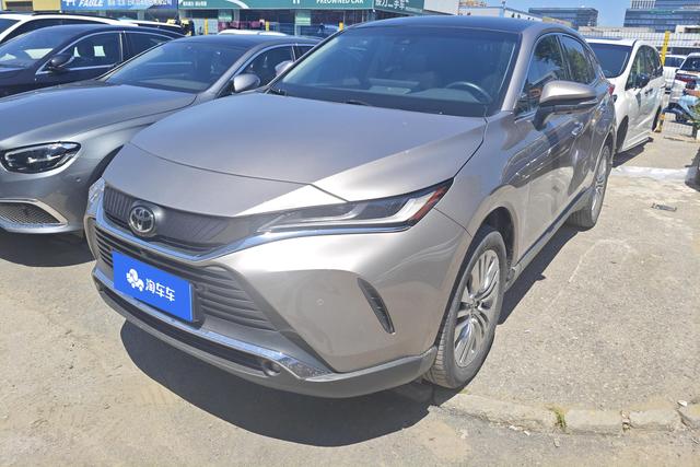 HARRIER 2022 2.0L CVT 2WD Premium Edition