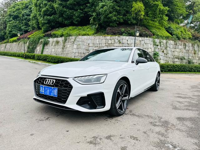 Audi A4L 2024 40 TFSI Luxury Dynamic