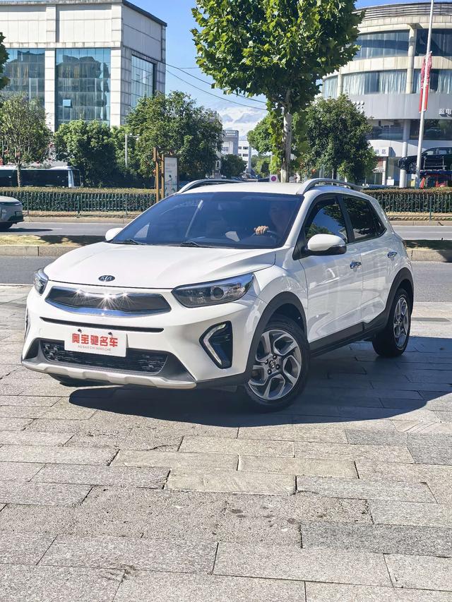 Ekspress 2019 1.4L Automatic Fun Edition State V